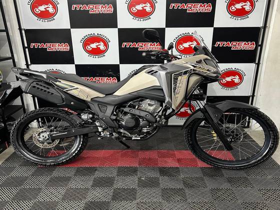 HONDA XRE 300 ABS HONDA XRE 300 ABS